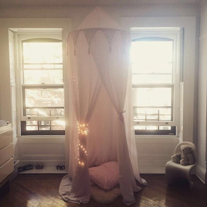 三色雪纺三角旗流苏三开门蚊帐圆顶床幔儿童房帐篷