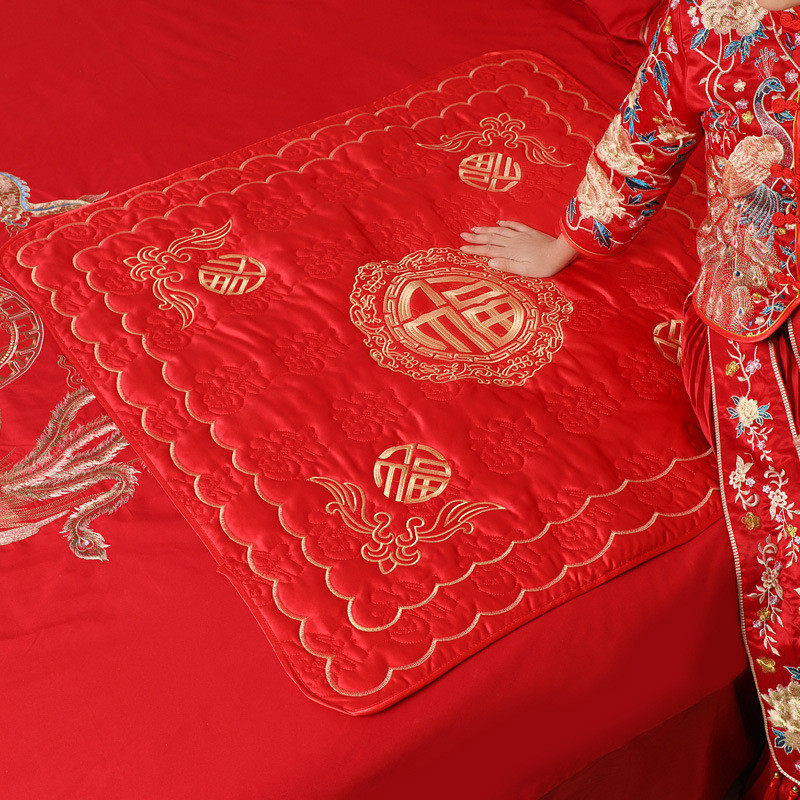 新娘坐结婚垫喜被子福用品婚房床上坐垫刺绣加大百福被陪嫁垫子,节庆用品/礼品,婚房装扮用品,淘宝优惠券,粉丝福利购,淘宝优惠卷