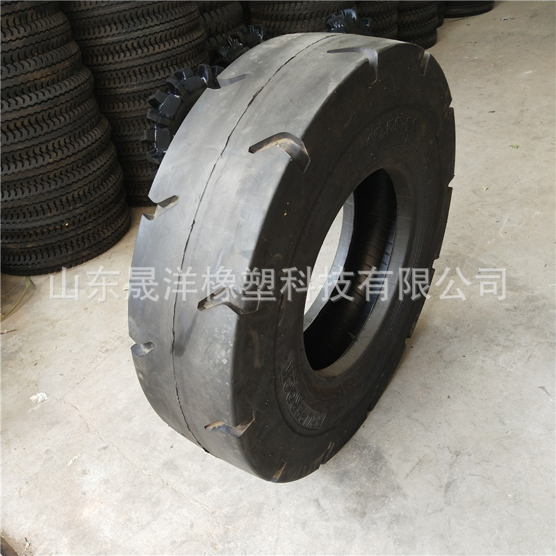 热销鲁飞矿井铲运机轮胎9.75-181000-20l-5s装载机轮胎工程光面