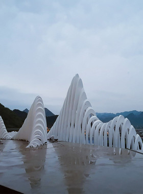 玻璃钢发光假山水景抽象圆管金属切片异形不锈钢镜面镂空雕塑摆件