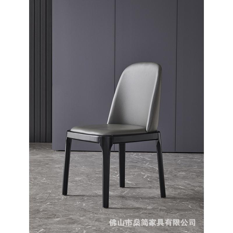北欧实木皮艺餐椅现代简约家用靠背创意设计师单洽谈网红酒店椅子