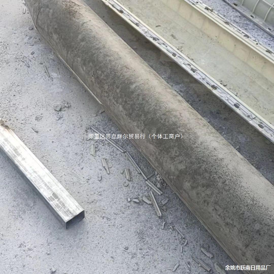 热销仿木桩模具河道驳岸挡土墙仿松木桩直径20混凝土预应力水泥桩
