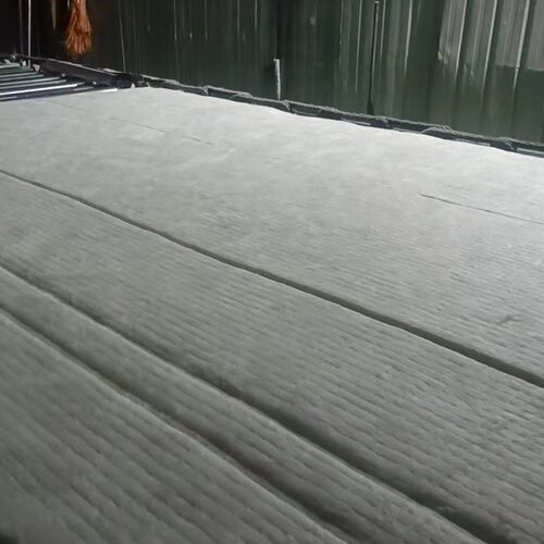 硅酸铝针刺毯纤维窑炉背衬保温工业管道耐高温防火隔热保温防火棉