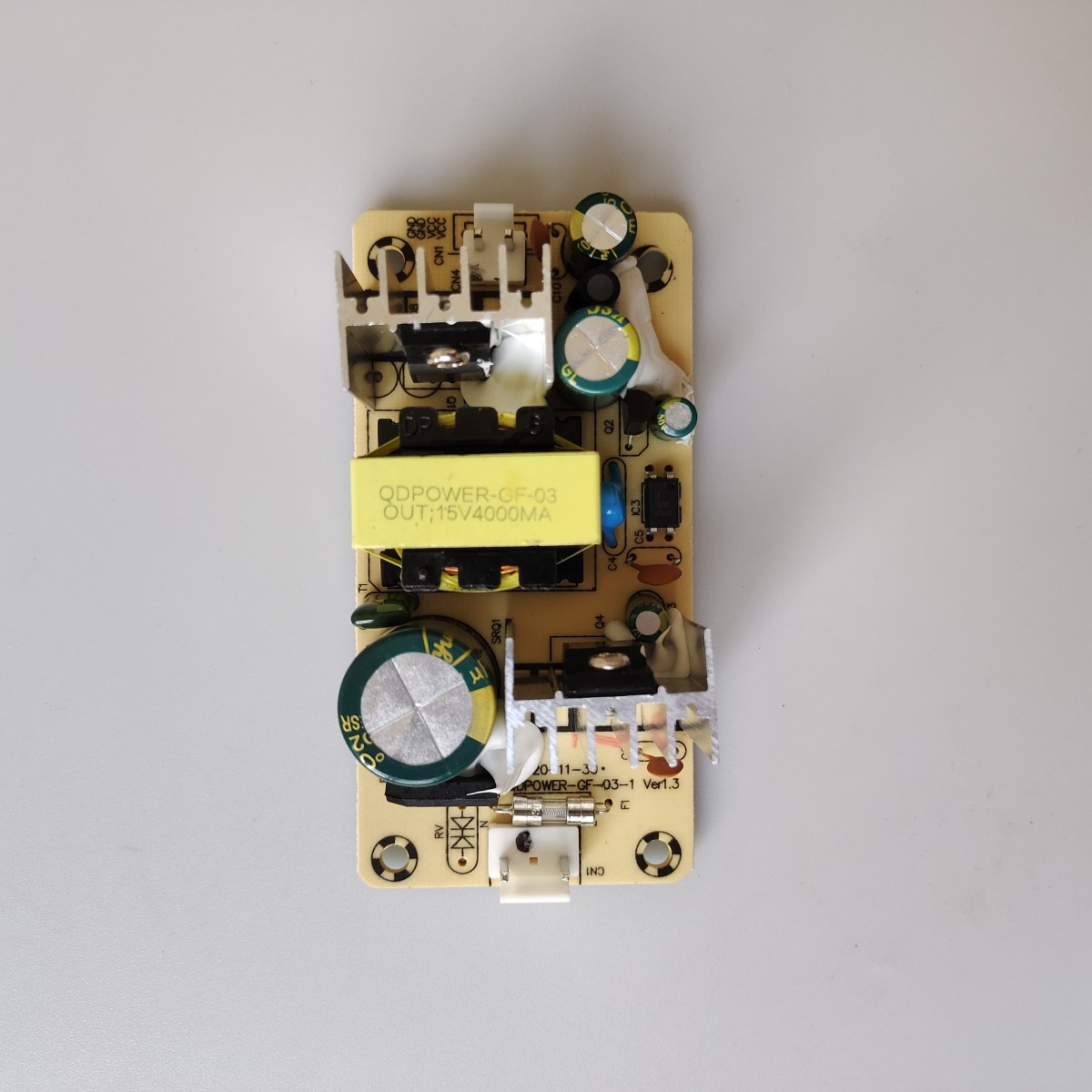 全新音响电源板 15V4000mA 数字功放板拉杆音箱15V4A充电型维修板