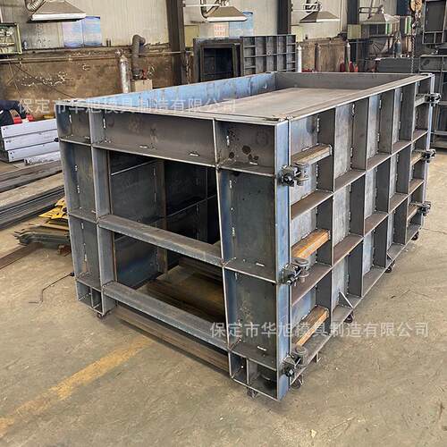 热销矩农田矩形渠模具混凝土预制型槽钢模具公路路基矩形沟钢模板