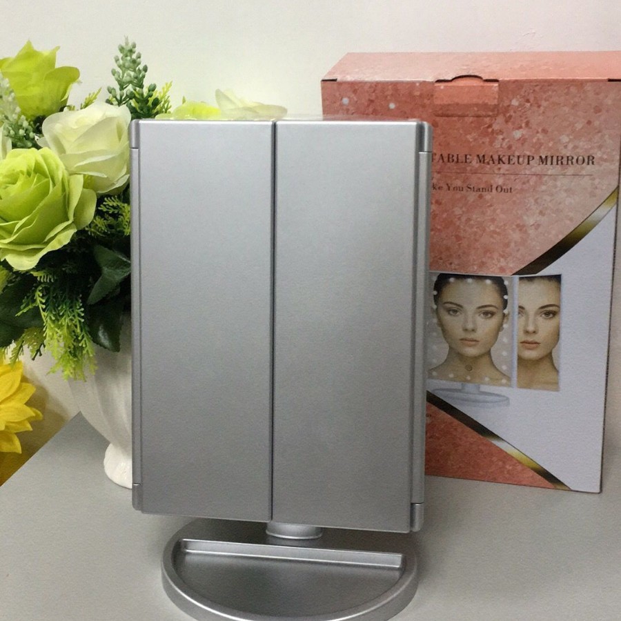 led化妆镜便携折叠台式三面镜放大化妆补光带灯三折镜led化妆镜子