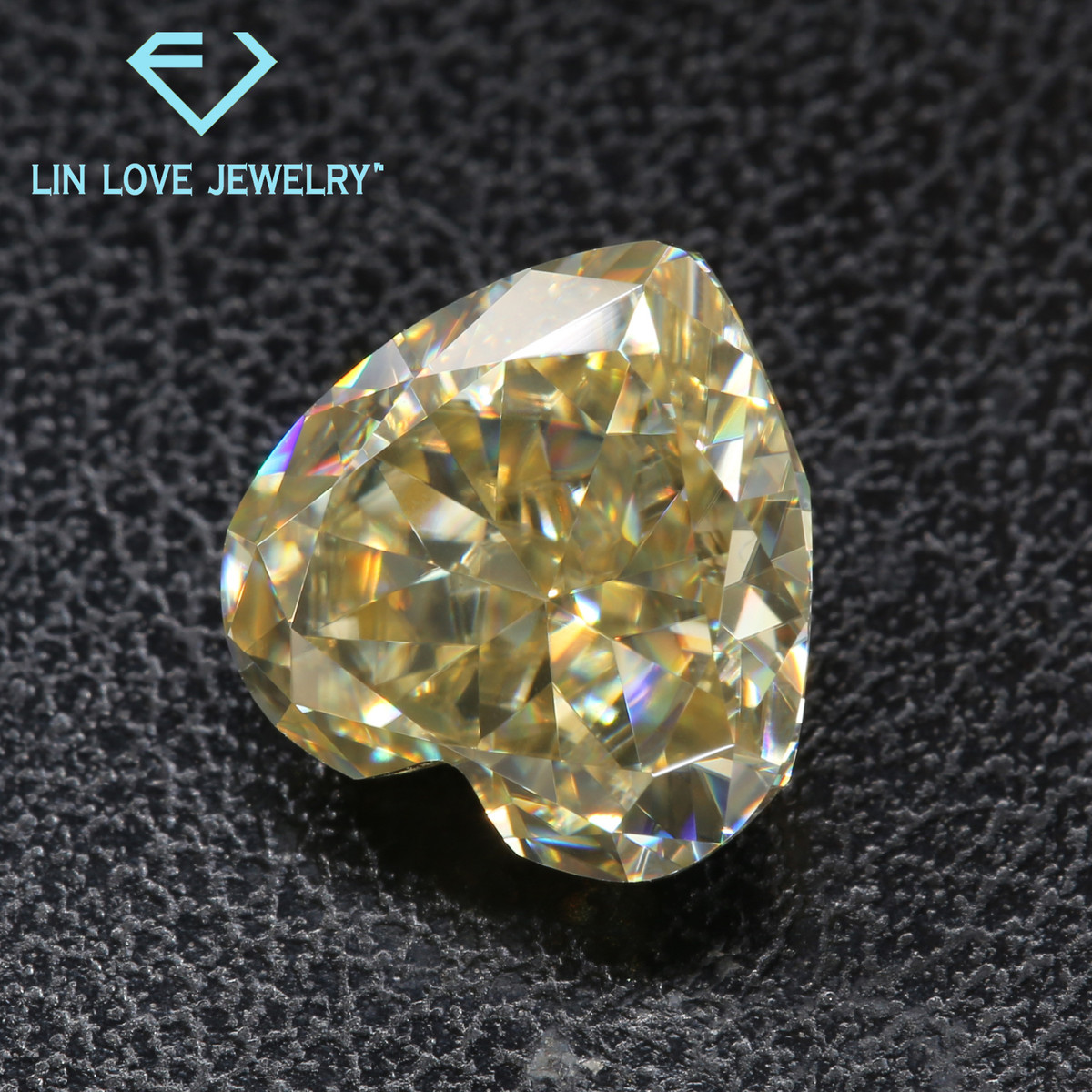 热销浅黄金黄莫桑钻裸石爱心形深中心形钻莫桑石原色123ct克拉黄