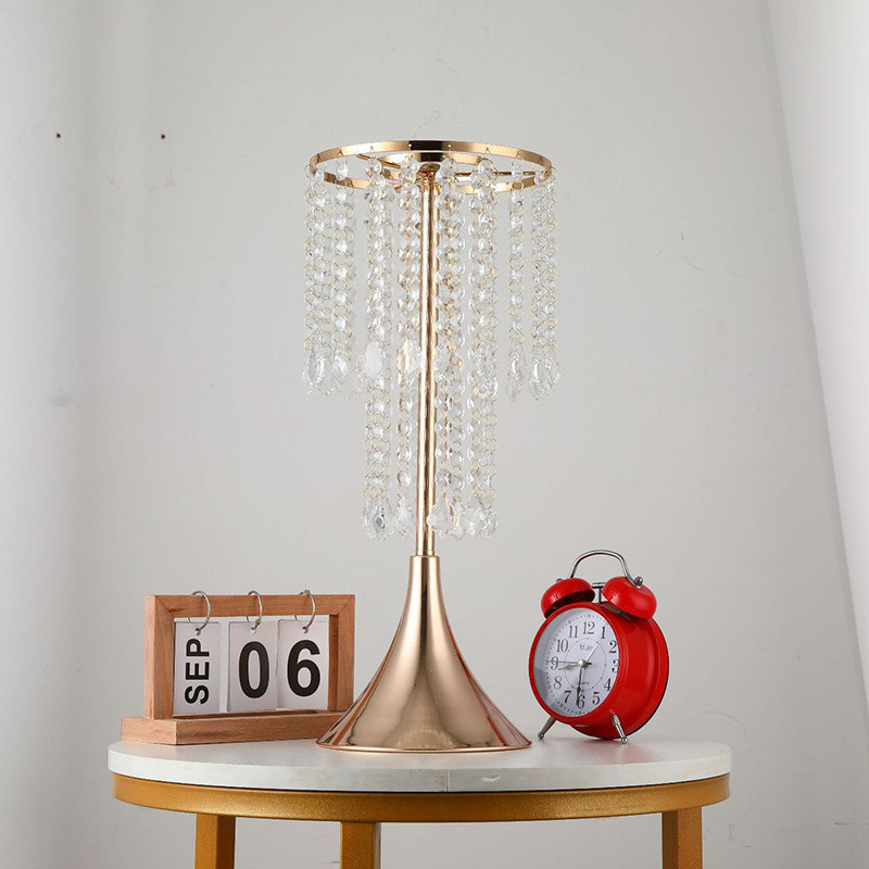 厂家装饰用品新款婚庆道具批发水晶花架铁花架欧式摆件舞台