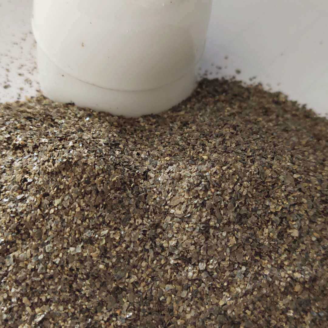 厂家供应蛭蛭石防火涂料阻火包用5号未膨胀生石片