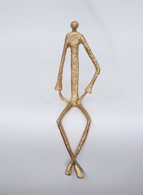 简约现代样板房创意软装人物雕塑摆件新中式别墅酒店家居金属饰品