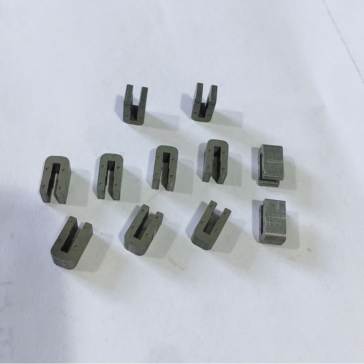 热销芯小铁精密自动铆模具设计开发生产