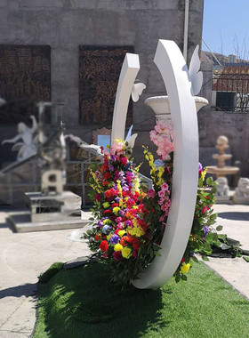 热销大型不锈钢镜面雕塑户外草坪城市广场景观小品抽象花环建筑物