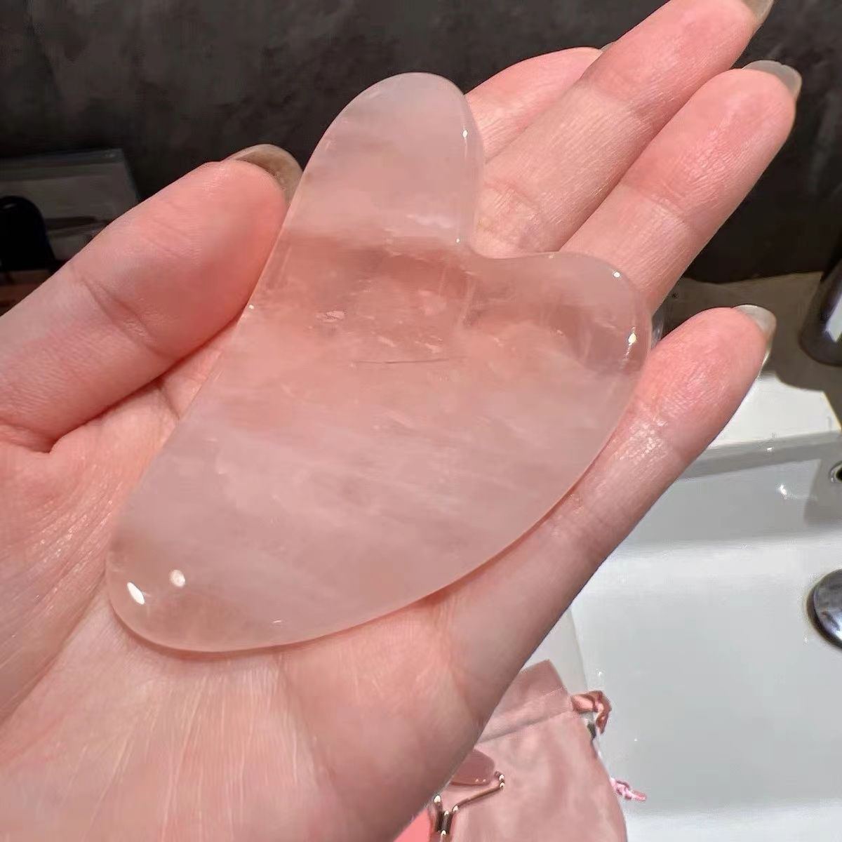 玫瑰粉水晶玉石面部刮痧板提拉脸部眼部拨筋棒刮脸板女人美容专用