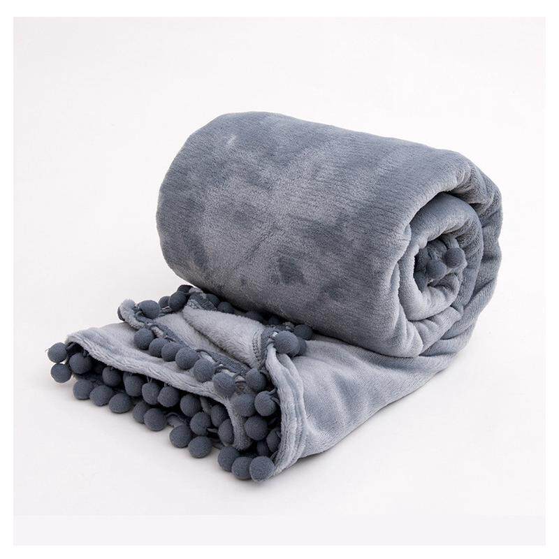 欧式盖毯风法兰绒杨梅球毛球田园秋冬户外旅行便携披肩午休毛毯