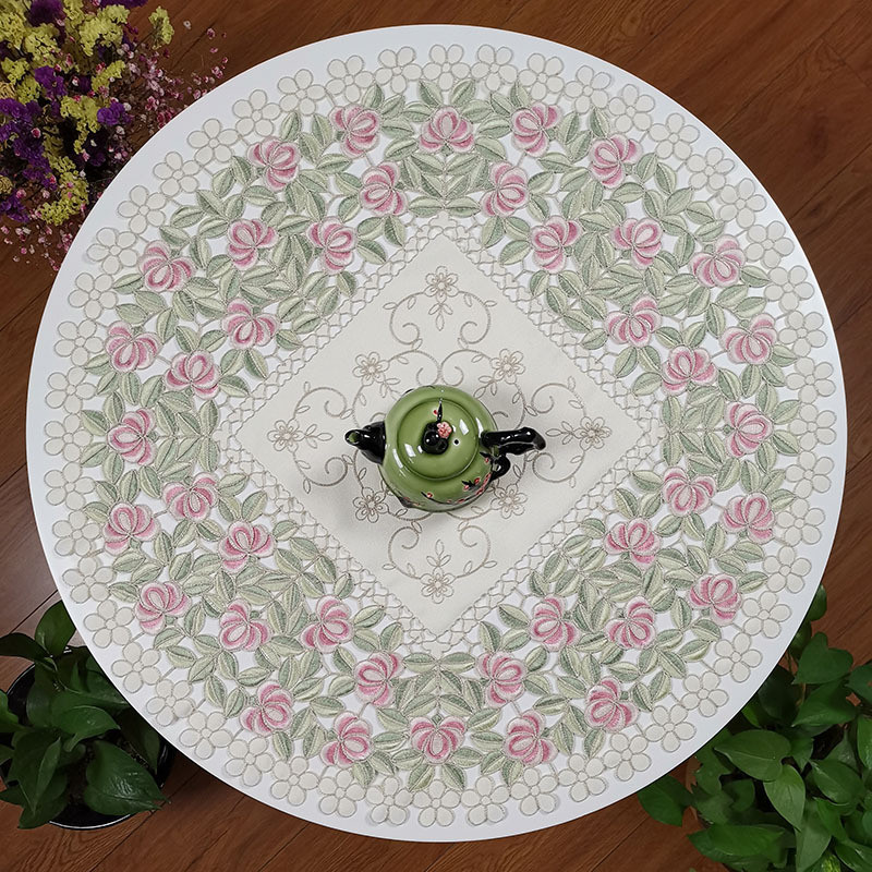 厂家批发新中式国潮60cm直径圆形布艺花卉镂空玫瑰刺绣图案圆桌布