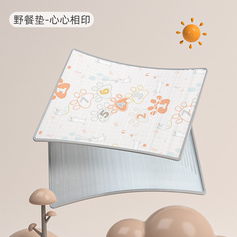 隔热野餐垫加厚防水曼龙防潮垫帐篷露营草坪郊游便携式户外野炊垫
