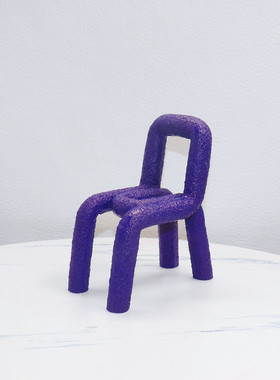 椅子创意树脂现代简约书房样板间售楼部书架桌面装饰品摆件