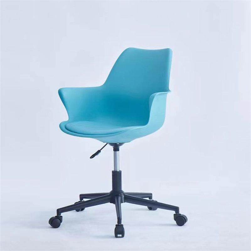 北欧郁金香塑料餐椅木腿洽谈伊姆斯椅家用靠背咖啡厅坐垫休闲椅子