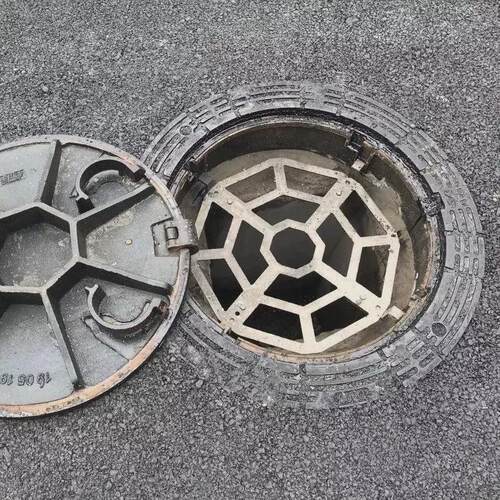 球墨铸铁重型60t40t防现货铸铁井盖厂家沉降规格齐全防盗雨污水