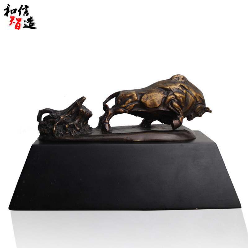 中式黄铜耕牛雕塑摆件青铜工艺品奋斗牛礼品家居桌面装饰办公