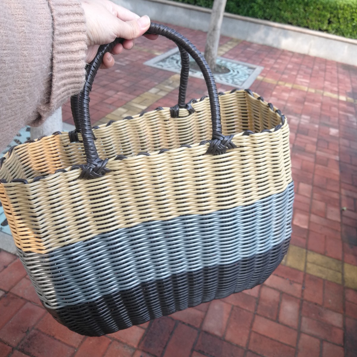 vjw5菜篮子手提篮大容量塑料户外洗澡篮采摘篮宠物篮子编织篮野餐