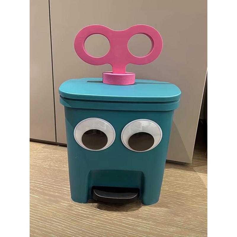 脚踏式麦当劳垃圾桶卡通网红色个性创意可爱卧室家用带盖式卫生桶