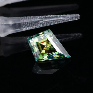 梧州工厂风筝特殊异形莫桑1-4克拉手工制作形莫桑裸石蓝绿色裸钻