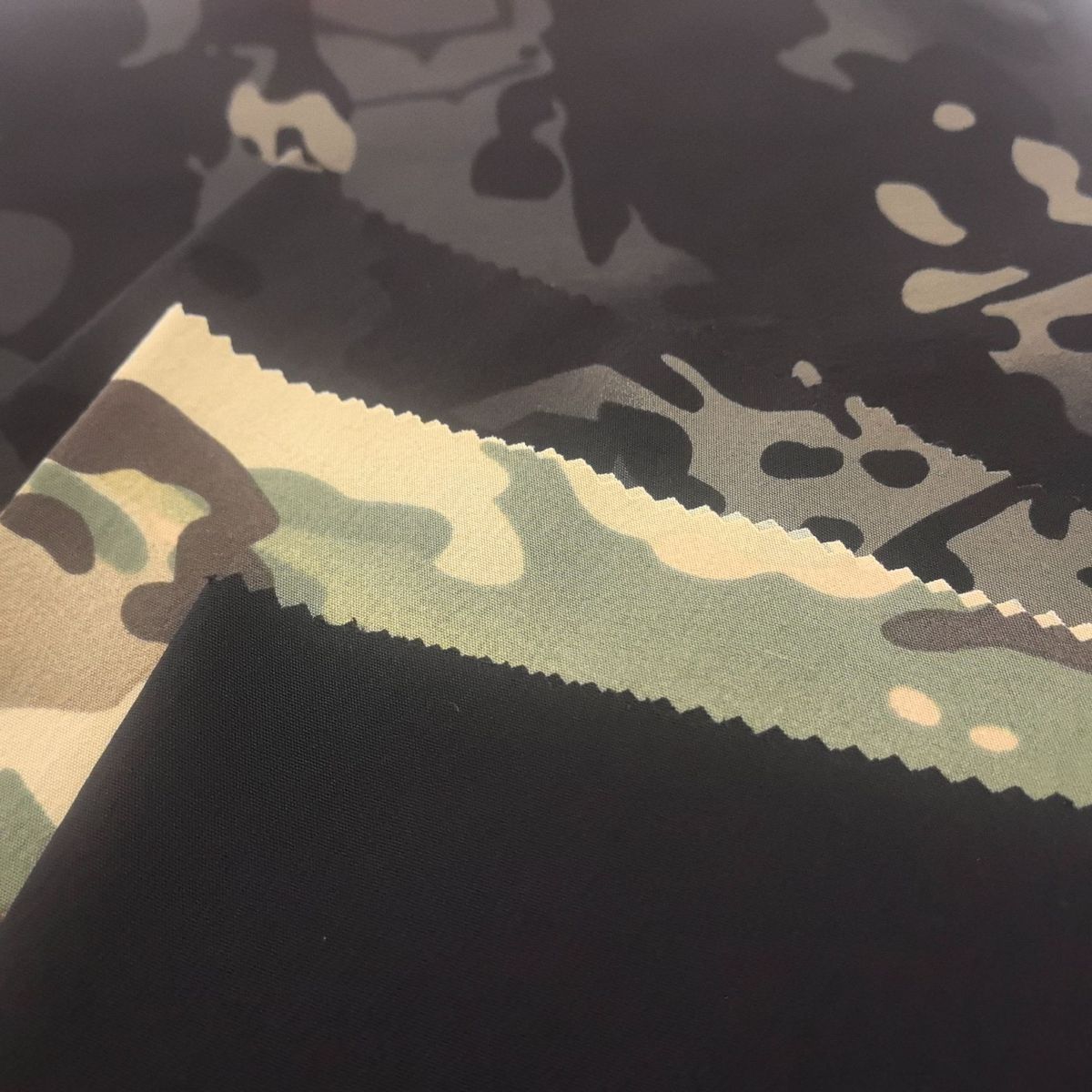 橘皮起皱尼龙四面弹吸湿耐磨弹力布排汗裤装户外服装防风布料