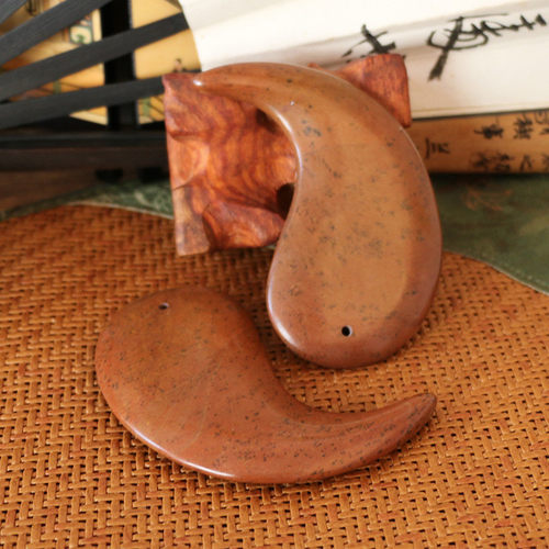 泗滨红砭石美容面板身体刮板刮痧板全身通用红砭石太极板