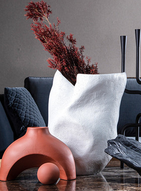 创意几何树脂工艺品样板间书柜摆件现代简约售楼部客厅玄关软饰