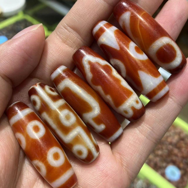 热销藏传玛瑙天珠直播红肉血丝玛瑙天珠批发多图腾细腻肉质玉髓男