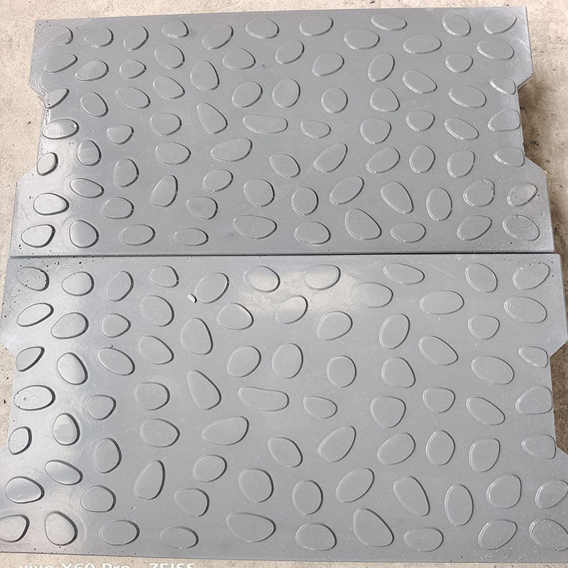 rpc高铁盖板水泥混凝土排水沟电力盖板学校操场电缆水泥盖板