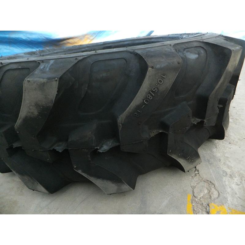 热销供应厂家直销i-3工程机械轮胎10.5/80-18两头忙轮胎