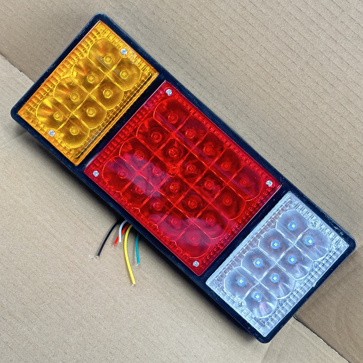 140-2货车LED后尾灯总成12V24v挂货车农用车大转向电子后灯倒车灯