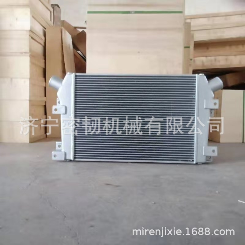 热销全车挖掘机配件pc400-7油冷却器208-03-71121
