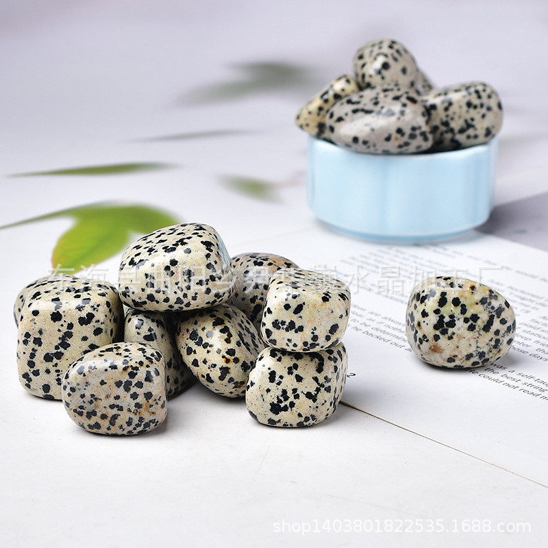 热销厂家批发现货天然鱼缸点石滚石铺斑铺花盆电商供货