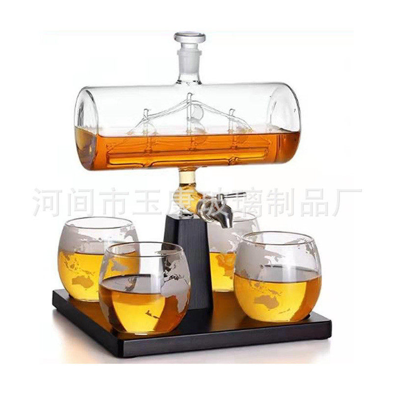 供应盛酒器玻璃帆船酒瓶高器硅玻璃盛酒器洋酒红酒瓶玻璃盛酒硼