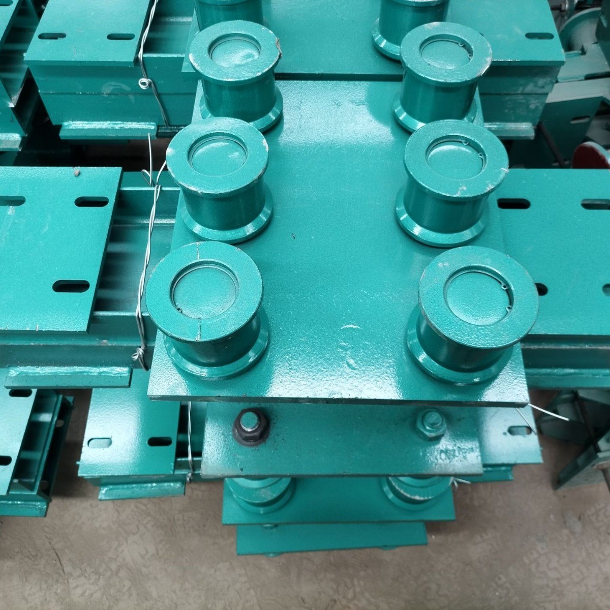 热销无极绳轿车配件托绳轮组绳压轮组拐弯轮组生产源头厂家