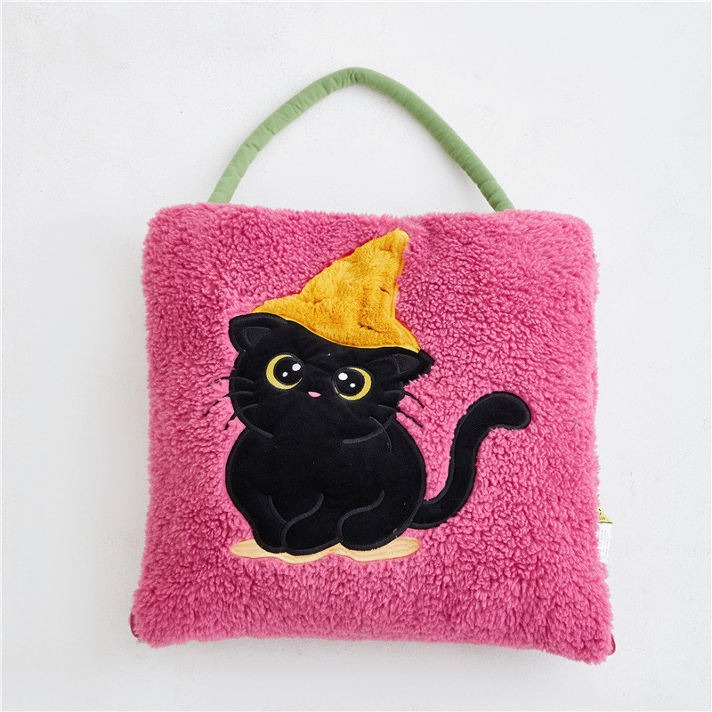 法莱绒两用手拎刺绣魔法猫咪抱枕靠垫办公室汽车载午休空调被毯子