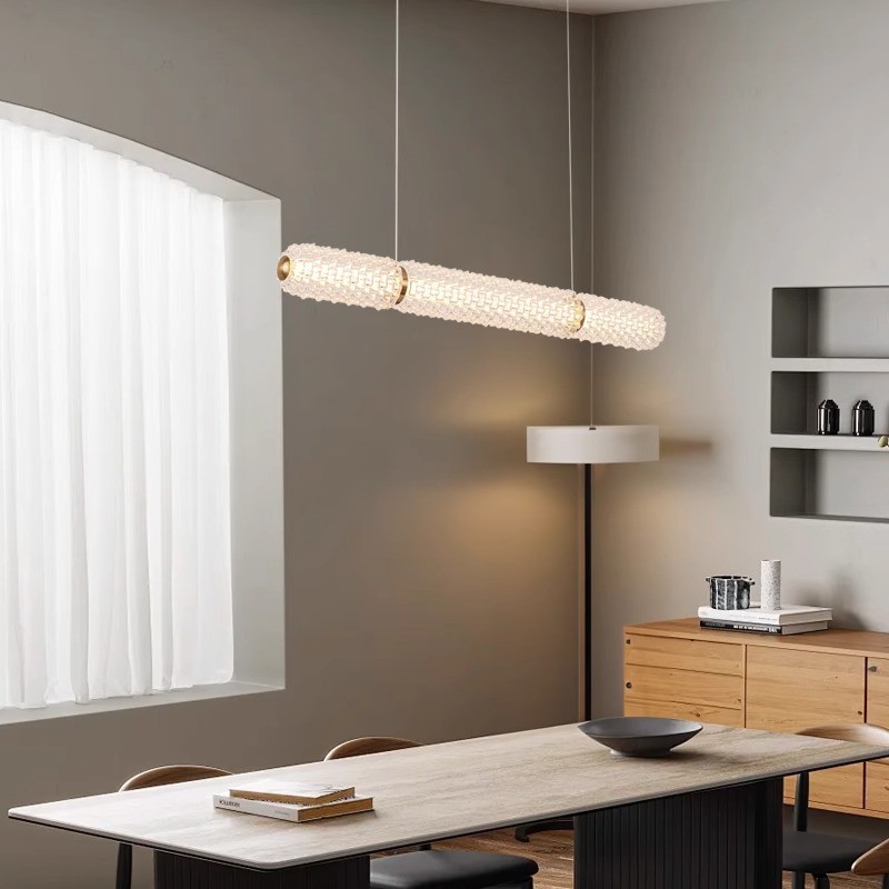 现代设计师餐厅吧台玻璃一字吊灯北欧轻奢新款饭厅家用餐桌无主灯