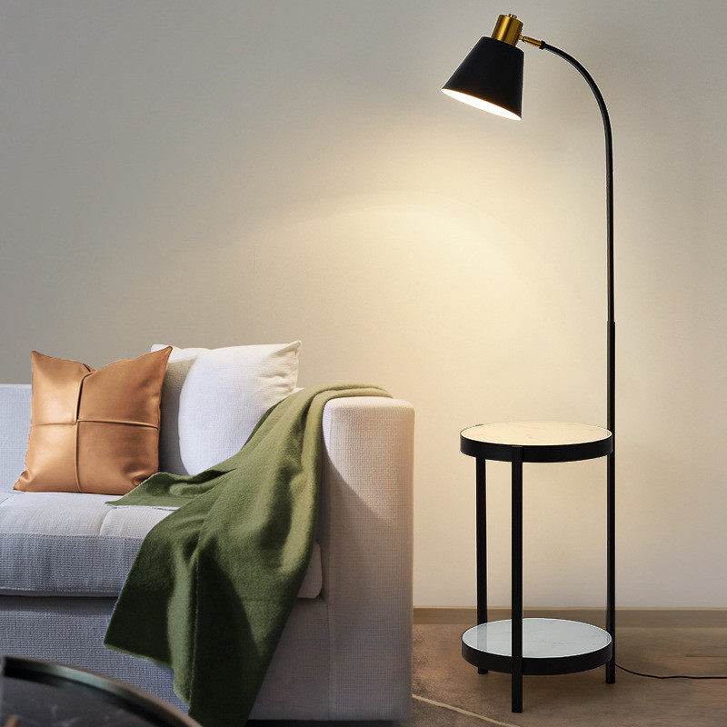 北欧落地灯ins风卧室床头灯创意金色后现代轻奢客厅立式茶几台灯