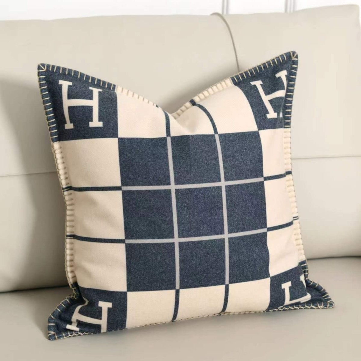 美式奢华高端品质呢绒锁边印花抱枕靠垫沙发毯盖毯系列配套