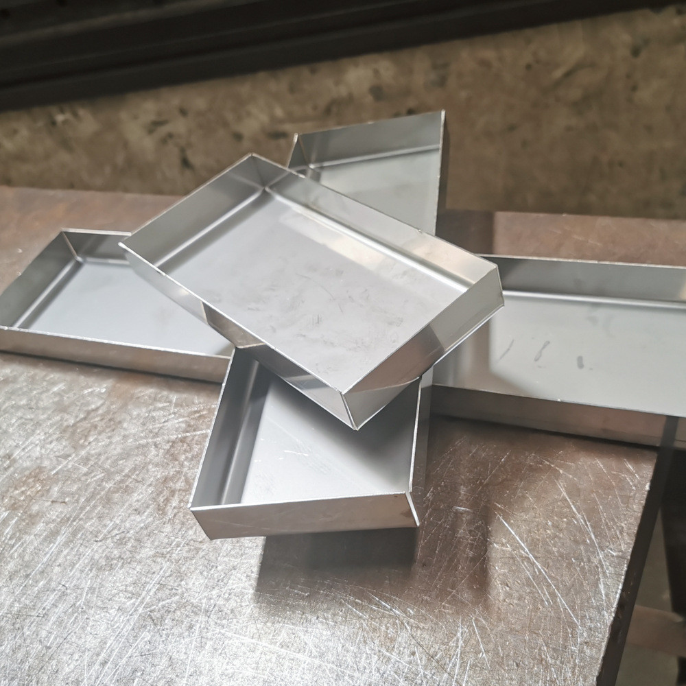 不锈钢板激光折弯不锈钢接水盘应用于真空设备包装设备盈豆本