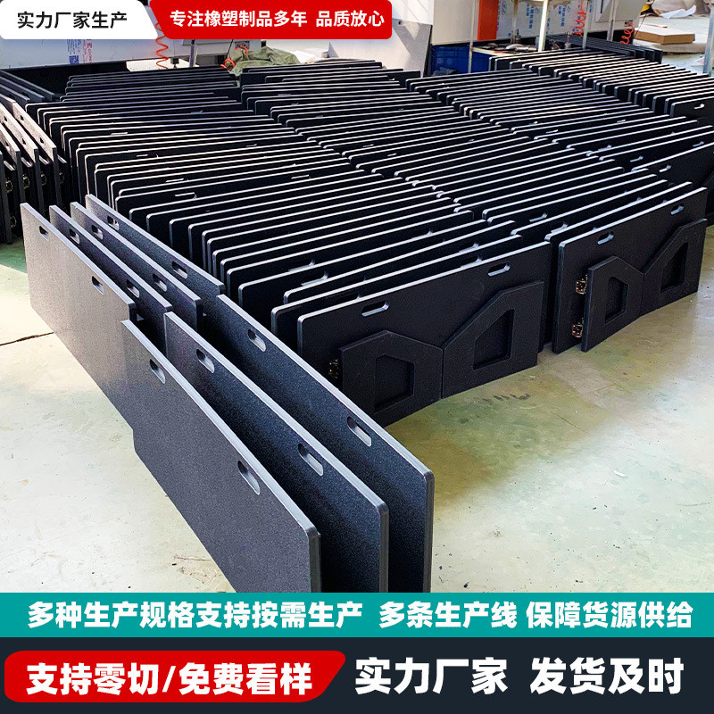 足球回弹挡板可折叠便携儿童控球反弹板障碍物传球训练聚乙烯挡板