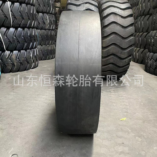 热销供应徐州甲字13/80-20压路机轮胎16层级1100-20轮胎工程光面