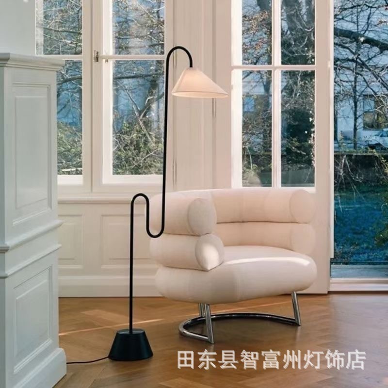 北欧金属客厅茶几现代简约旁落地灯沙发卧室床头书房布艺中式灯具