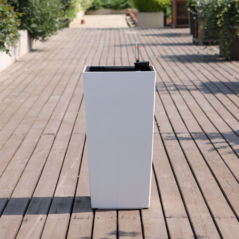 莱之秀自吸水花盆大口径高筒落地客厅树脂自懒人吸水花盆批发