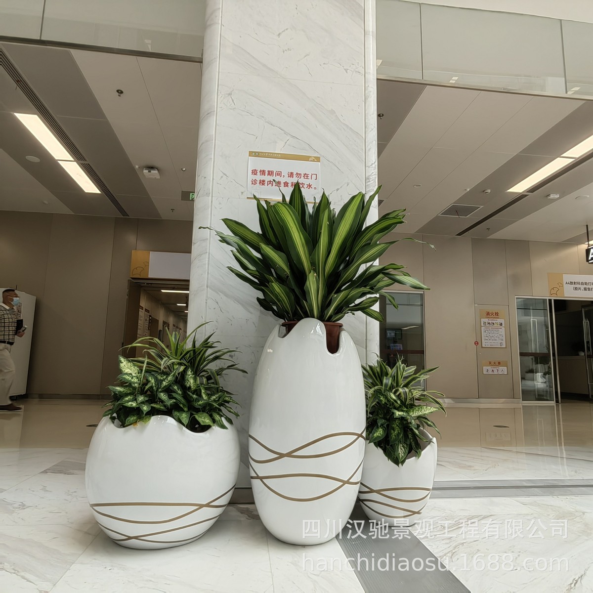 热销户外玻璃钢树脂纤维景观花盆花器落地式白色椭圆形创意花盆摆