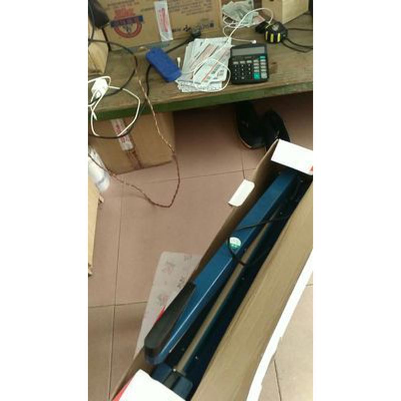 热销包邮400型手压式封口机塑料袋封口机封边机可装切割热缩膜送