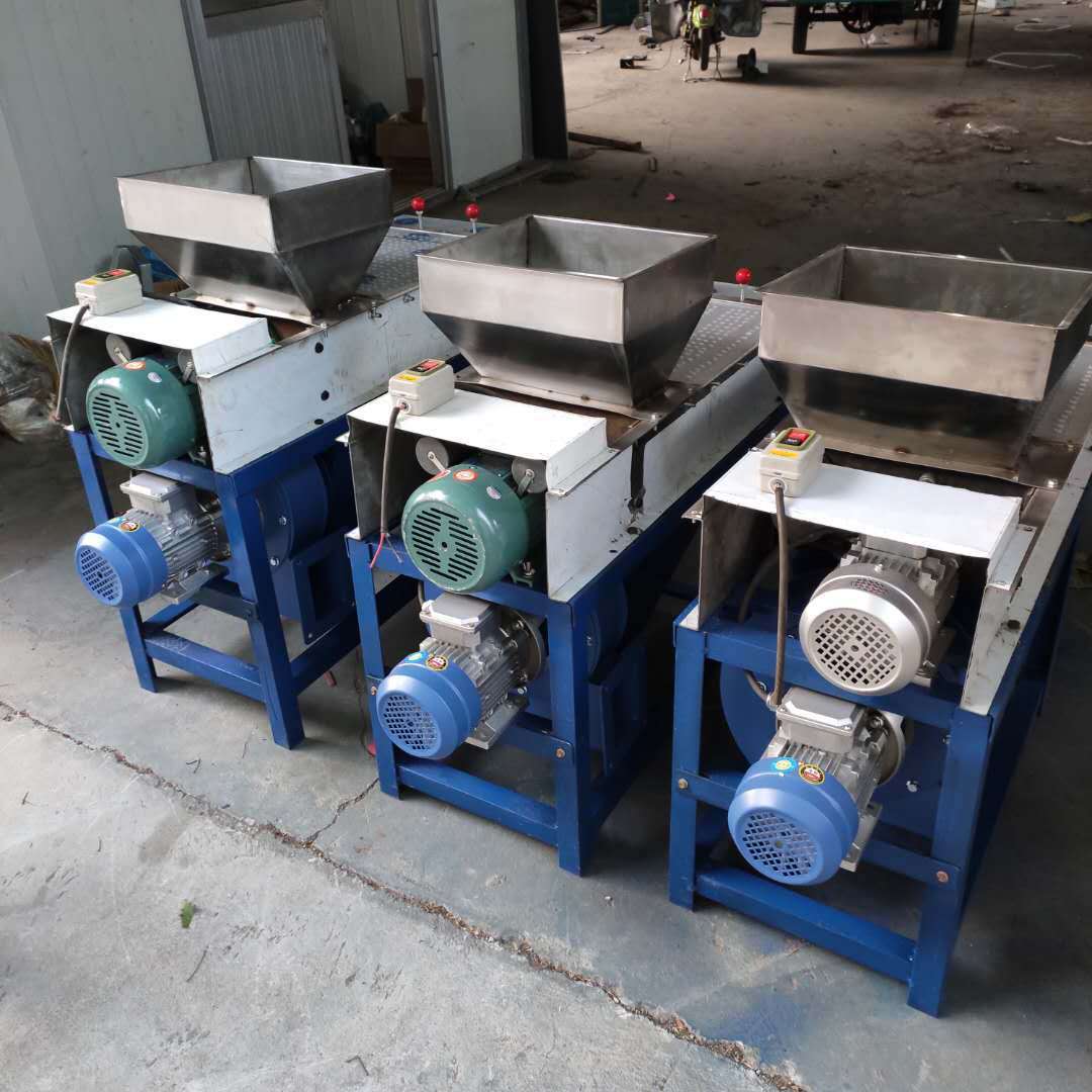 批发不锈钢花生仁红衣花生米机花生米干法脱皮机去皮螺旋脱皮机